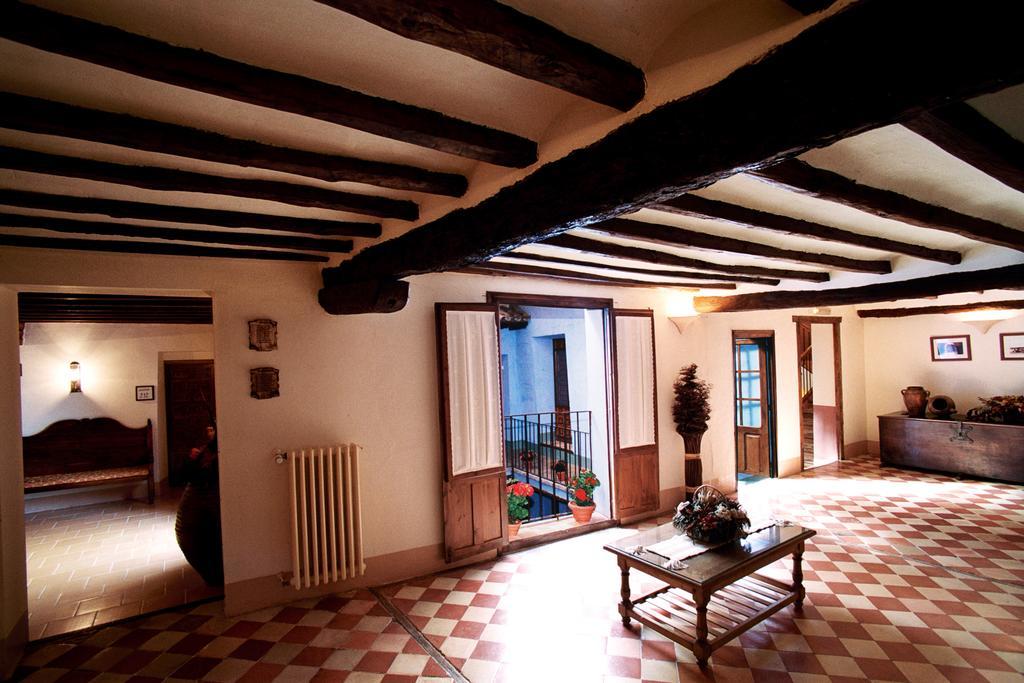 Hospederia Meson De La Dolores Calatayud Exterior foto